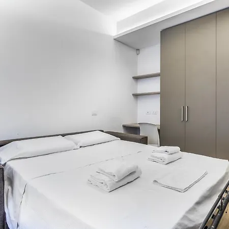 Via Tadino- Centrale 2pax Wi-fi Apartamento *